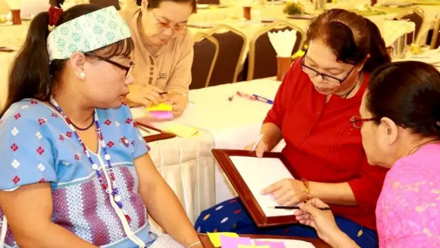 လက်ရှိငြိမ်းချမ်းရေးဖြစ်စဉ် ရှေ့မဆက်နိုင်ဘဲ တစ်ဆို့နေတဲ့အခြေအနေတွေအပေါ်လည်းဆွေးနွေးခဲ့ကြ