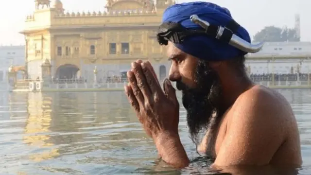 कनाडा में सिखों के हाथ आई सत्ता की चाबी