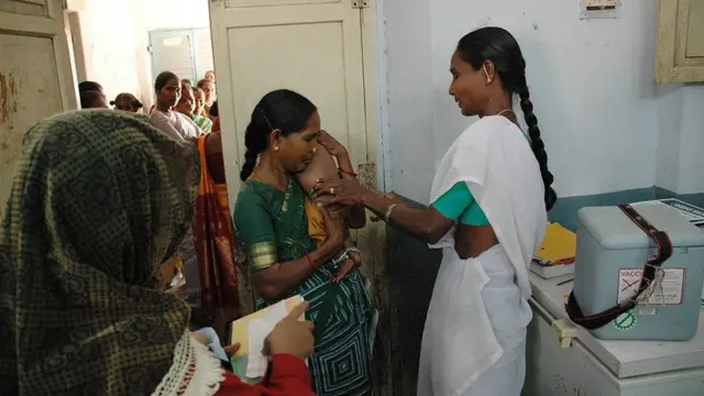 தமிழ்நாடு பொது சுகாதாரத் துறையில் பின்தங்குகிறதா? நிடி ஆயோகிற்கு சில உள்நோக்கம் உள்ளதா?