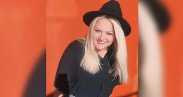 „Dreg je oduvek bio deo mog života", kaže Viktorija. „Stvarno mislim da sam rođena da budem dreg kraljica."