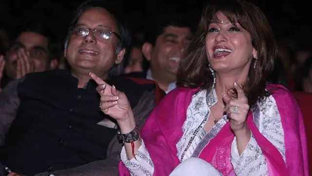 ਨਰਿੰਦਰ ਮੋਦੀ ਦੇ ਇਨ੍ਹਾਂ ਇਲਜ਼ਾਮਾਂ ਦੇ ਜਵਾਬ ਵਿੱਚ ਸ਼ਸ਼ੀ ਥਰੂਰ ਨੇ ਟਵੀਟ ਕਰਦਿਆਂ ਆਖਿਆ ਸੀ ਕਿ ਮੇਰੀ ਪਤਨੀ ਤੁਹਾਡੇ ਕਾਲਪਨਿਕ 50 ਕਰੋੜ ਚੋਂ ਕਿਤੇ ਵੱਧ ਕੀਮਤੀ ਹੈ।