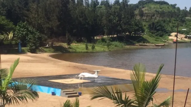 Utu tudege tutagira abapilote duhaguruka kandi tukagushwa ku kibuga twateguriwe