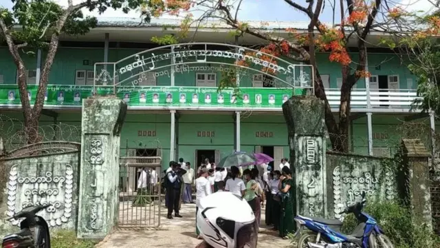 ရခိုင်မှာတော့ ကျောင်းလာအပ်သူတွေရှိ