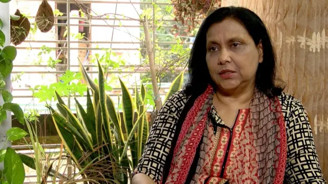 আমেনা মহসিন।