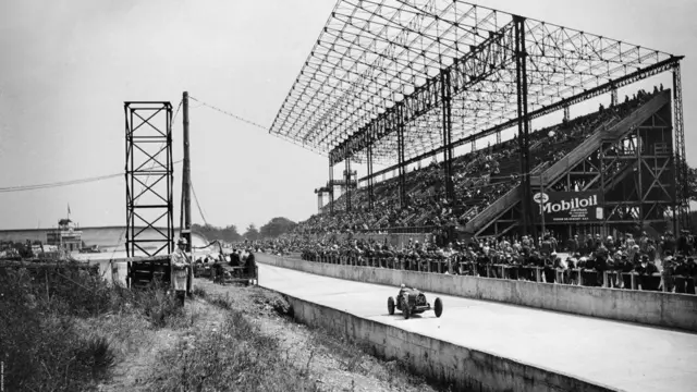 Траса у Монтлері