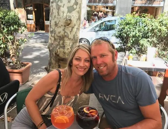 La pareja se tomó esta foto en Barcelona cerca de una hora antes del ataque.