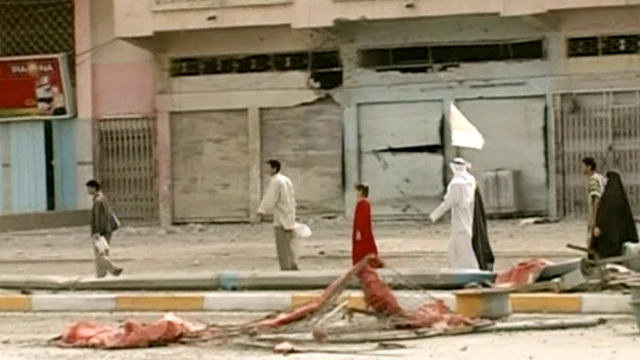 Фаллуджа, мирные граждане на улице