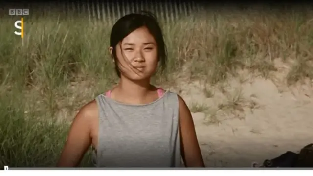 কেটি এখন থাকেন মিশিগানে তার দত্তক নেয়া বাবা -মায়ের কাছে