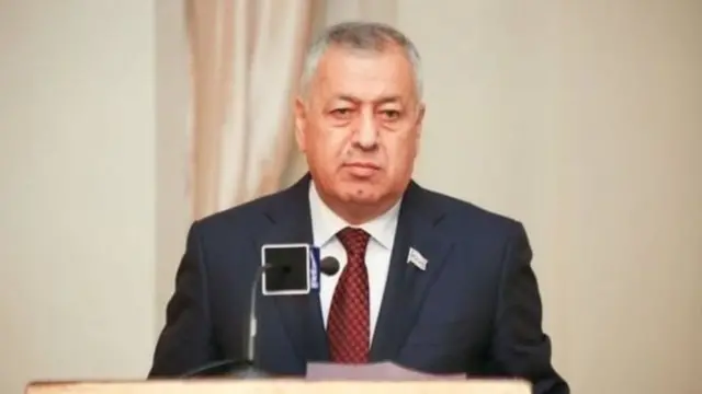 Vahid Əhmədov