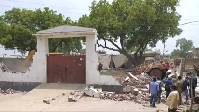 विकास दुबे का घर