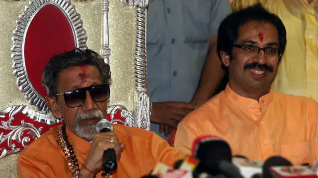 பால் தாக்கரே மற்றும் உத்தவ் தாக்கரே