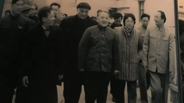 डेंग श्याओपिंग हे शेनजेनमध्ये