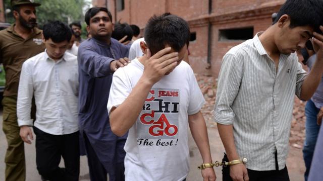 2019年5月份，巴基斯坦的联邦调查局逮捕了数名中国和巴基斯坦公民，指控他们涉嫌欺骗巴基斯坦年轻女孩假结婚，然后送到中国强迫他们卖淫