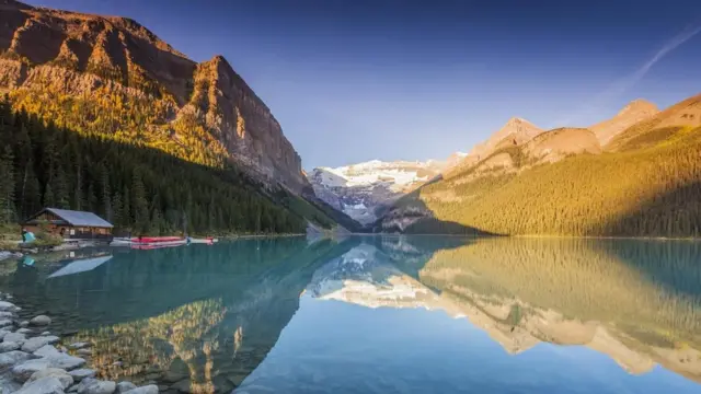 Озеро Луїз у канадських Скелястих горах