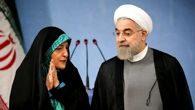 معصومه ابتکار د ولسمشر روحاني نوې کابینه کې د ښځو او کورنیو چارو د ولسمشر مرستیاله ټاکل شوې