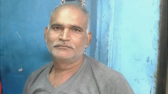 મોહમ્મદ ઉમરની તસવીર