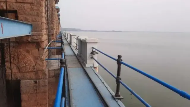 హిమాయత్ సాగర్ , ఉస్మాన్ సాగర్