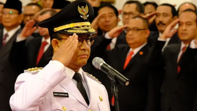 Pelantikan Anies-Sandi