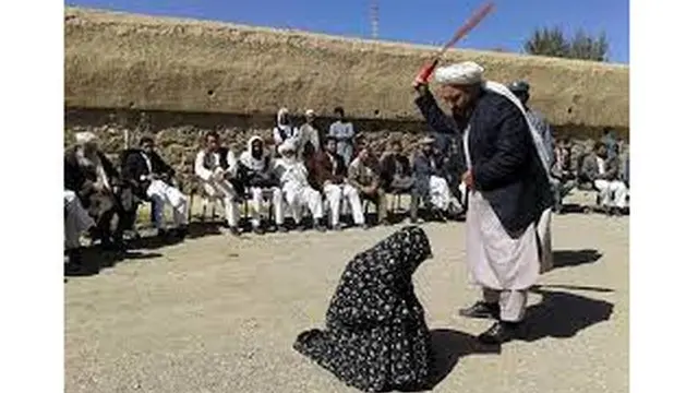 در سال ۱۳۹۸ گزارش شد که این زن به "اتهام تماس تلفنی با یک پسر" در در ولسوالی المارِ ولایت فاریاب در دادگاه صحرایی محکوم به شلاق شده است