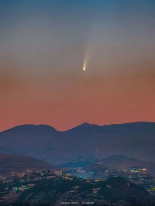 Cometa no Libano