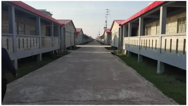 ভাসানচরে রোহিঙ্গাদের জন্য নির্মিত ঘর