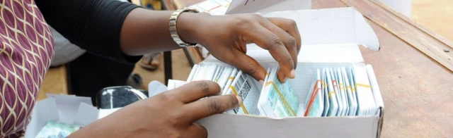 Akwụkwọ ntuliaka a na-akpọ PVC