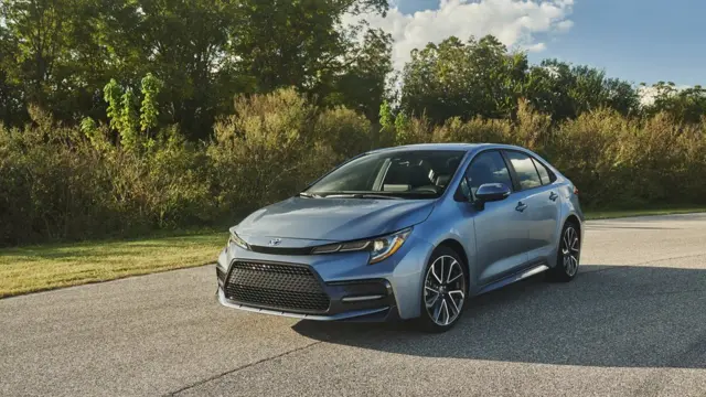 تویوتا کرولا