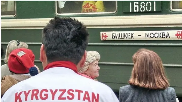 Кыргызстандын 750 миң жараны сыртта эмгек мигранты катары жүрүшөт