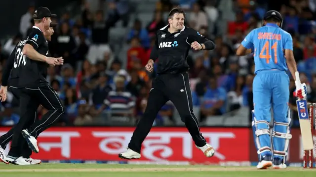 क्रिकेट