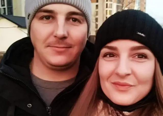 Stepan Tarabalka y pareja en Facebook.