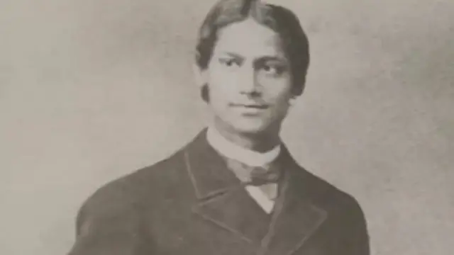 ரவீந்திரநாத் தாகூரின் இளவயது படம்