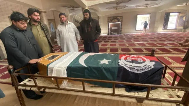 میت
