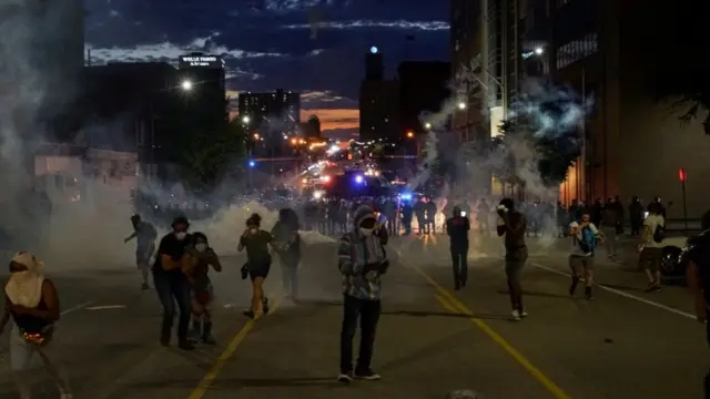 Incidentes en una protesta en San Luis, Misuri.