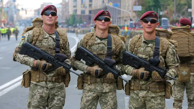 Українські військові