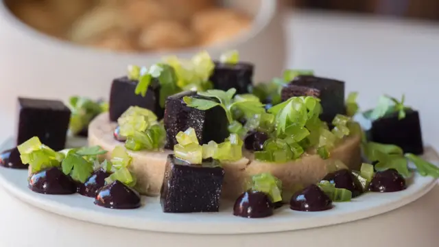 طبق من كبد الإوز