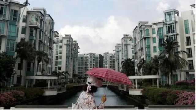 စင်္ကာပူနိုင်ငံ အထပ်မြင့်တိုက်ခန်းများ