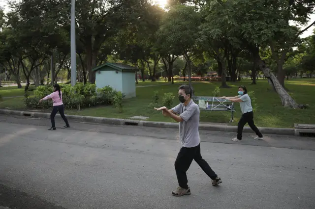 กรุงเทพ โควิด 19 ไวรัสโคโรนา เหงา เคอร์ฟิว curfew bangkok coronavirus