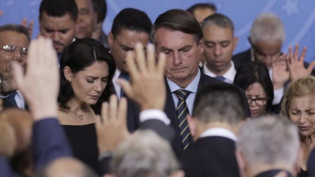 Jair e Michelle Bolsonarojogo da bombinha no esporte da sortecultojogo da bombinha no esporte da sorteaçãojogo da bombinha no esporte da sortegraças no Planalto