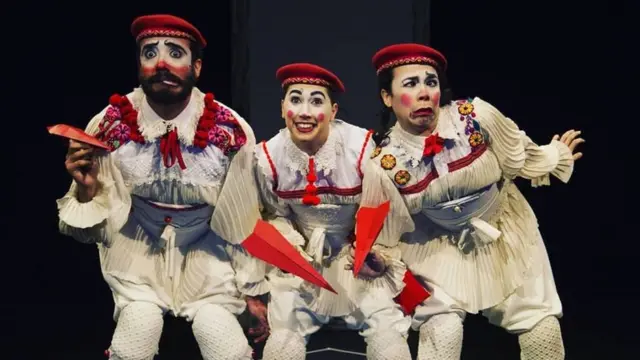 Cena da peça Abrazo, da cia Clownsplay n go casinoShakespeare