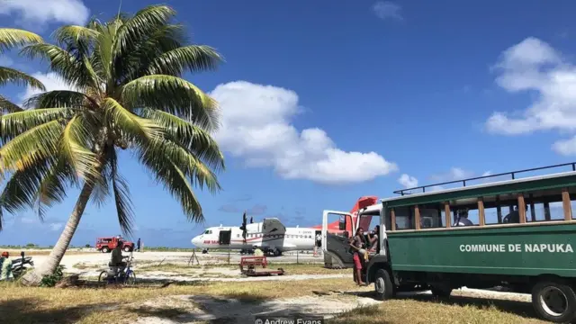 ट्रेवेल, डिस्अप्वाइंटमेंट आइलैंड्स