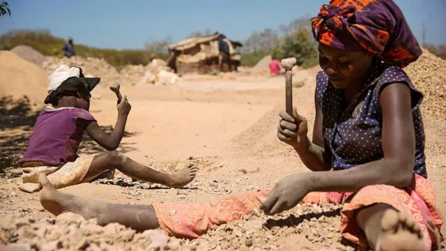 Raia wengi wanaoishi katika umaskini licha ya utajiri wa rasilmali katika Jamhuri ya Kidmeokrasi ya Congo