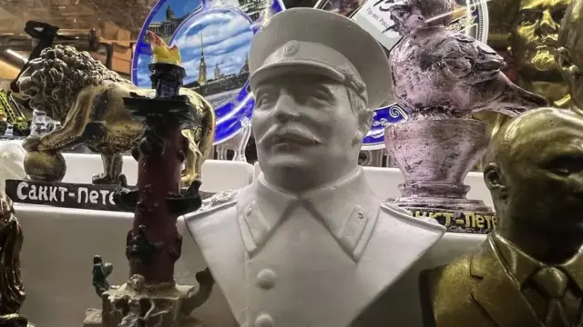 Путин Россиясида Сталин қандайдир реабилитацияни бошдан кечирди.