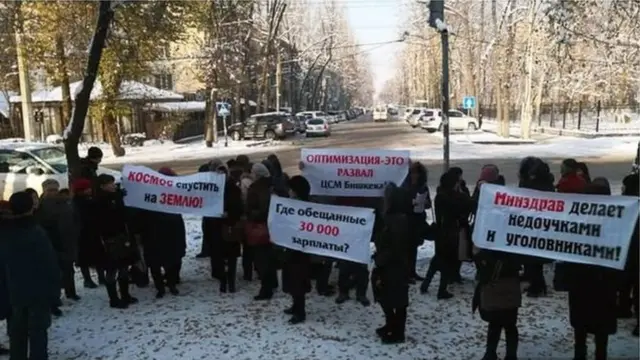 Реформалар тууралуу маал-маалы менен убадалар айтылып келе жатат. Сын да токтой элек