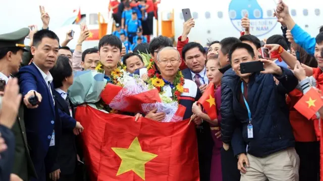 Vietnam, Hanoi, sepak bola