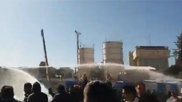 کرمانشاه کې د احتجاج کوونکو خپرولو لپاره اوښکې بهوونکی ګاز کارول شوی