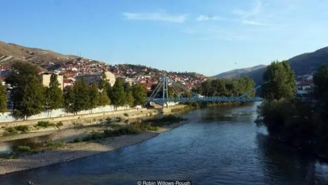 फ़ेक न्यूज़