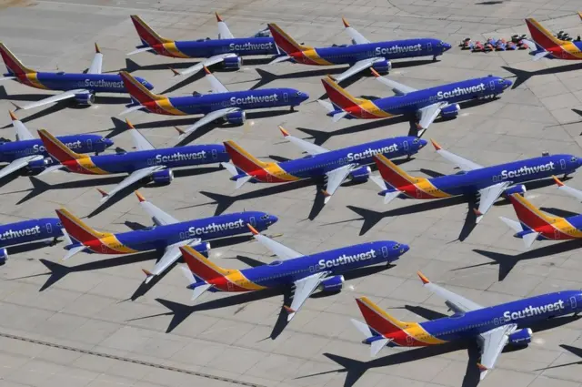 Саутвест Ерлајнс Боинг 737 у Калифорнији