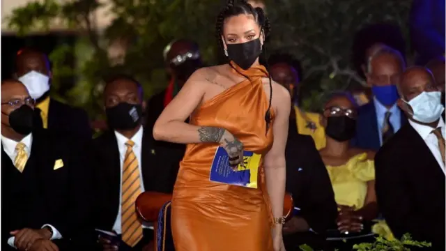 Rihanna for di ceremony