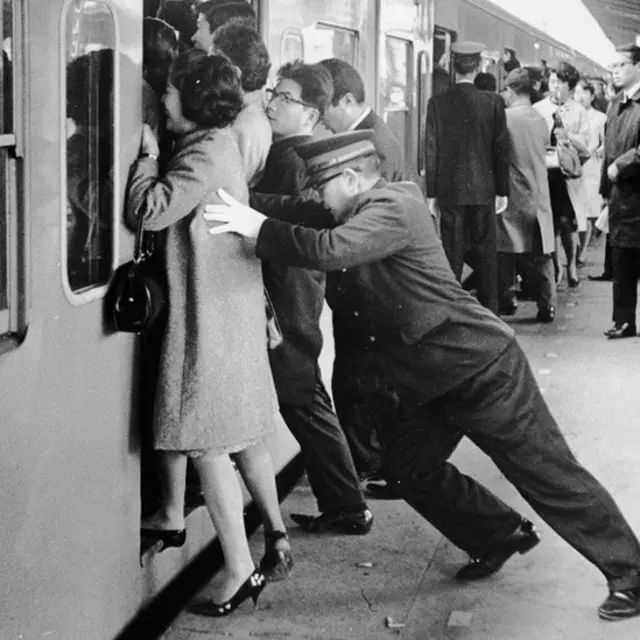 जापान की बुलेट ट्रेन