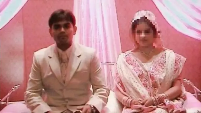 નવાબ મલિકે ટ્વીટ કરેલો સમીર વાનખેડેના પહેલા લગ્નનો ફોટોગ્રાફ